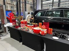 -上海星瀚奔驰4S店(红柳路店)