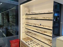-视野联行眼镜·蔡司·尼康·授权优选门店(青浦宝龙店)