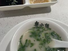 -粤小煲鲜汤猪肚鸡(丹尼斯二天地店)