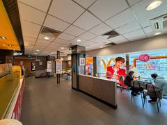 -麦当劳(东大桥店)