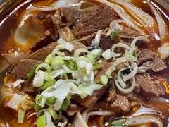 -薛记襄阳香辣牛肉面(平安路店)