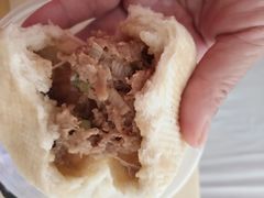 猪肉包-老陶包子铺(南大西南村店)