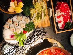 -湊湊火锅·茶憩(新中关购物中心店)