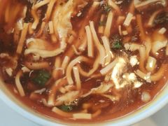 酸辣汤-鼎泰丰(嘉年华•海信广场VILLAGE店)