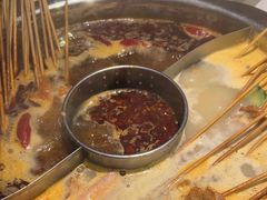 -佰人王串串香火锅(洋珠巷店)