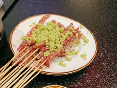 -何妹湿辣牛肉·粤式烧烤砂煲(桂雅路店)
