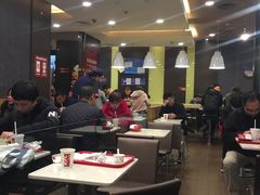 大堂-肯德基(中关村E世界店)