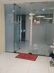 -咪咪比基尼脱毛专业店