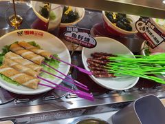 -围辣串串小火锅(李家村万达广场店)