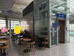 -星巴克(北京南站2B检票口)