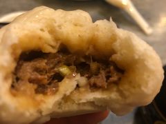 猪肉大葱包子-天兴居(鲜鱼口街店)