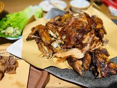 坑烤大公鸡-民窑私烤土窑坑烤大公鸡