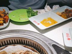 -佰烧海鲜烤肉火锅自助(世茂国际广场店)