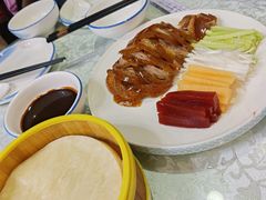 -六和聚传统烤鸭.天津菜(和平店)