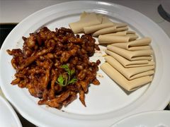 京酱肉丝-京味斋·北京烤鸭(华威桥北工大店)