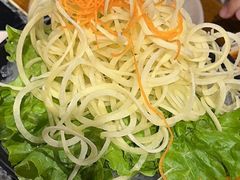 -老牌坊云南鱼豆花火锅(哈西万达店)