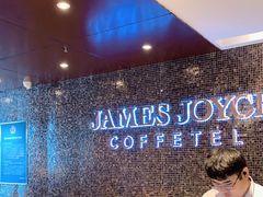-缦咖电竞酒店(北京鸟巢红军营地铁站店)