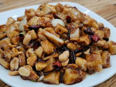 宫保鸡丁-南磨房食府(燕莎奥特莱斯购物中心店)