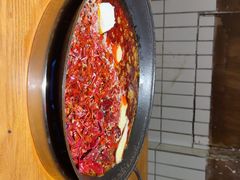 -卤校长重庆火锅(银泰城店)