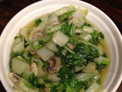 手捏菜蘑菇-春天里·老街坊餐厅(港隆广场店)