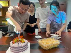 -皇冠幸福里动物奶油生日蛋糕(中山大道二中店)