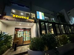 -Roins(久茂地店)
