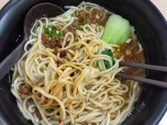 -李先生牛肉面大王(北京站售票厅餐厅)