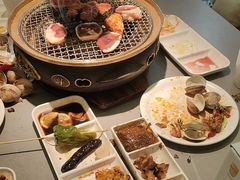 -山焱·炭火自助烤肉(周浦万达店)