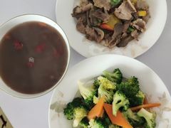 -鲸励母婴月嫂(望京店)