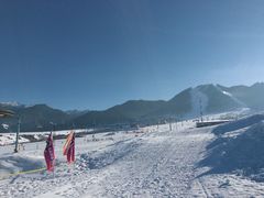 -丝绸之路山地度假区滑雪场