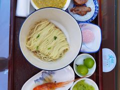 -百年老字号·观振兴蟹黄面·三虾面·苏式面(观前街富仁坊巷店)