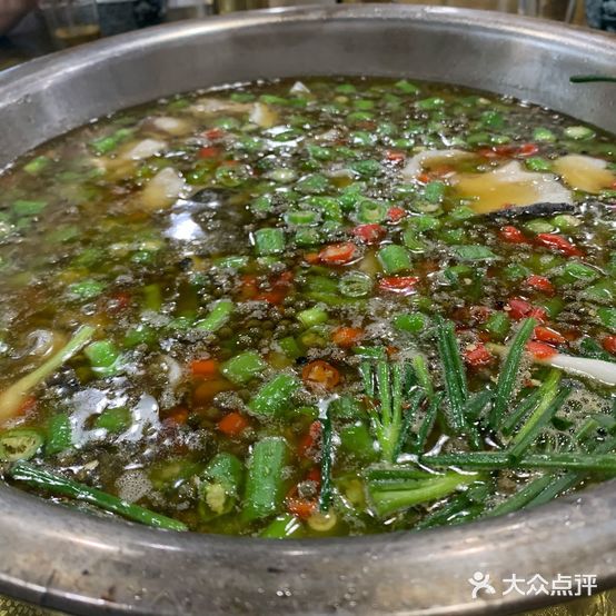 燕子家常菜豆花庄(汇西店)