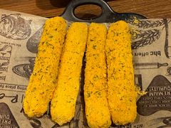 -BHC炸鸡(明洞总店)