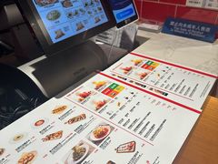 -城市大道红炉披萨烘焙坊