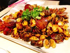 -嗨辣小聚·盘锦河蟹·海鲜烧烤龙虾(盘锦十年好店)