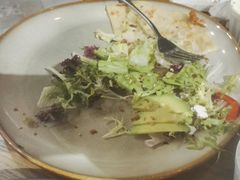 照烧鸡肉配牛油果拉法沙拉-HELLO 27 意面·沙拉·帕尼尼