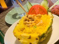 菠萝海鲜炒饭-mango tree芒果树泰国餐厅(青岛万象城店)