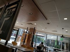 -麦当劳(保利若比邻店)