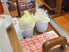 -沸炉重庆老火锅(军事博物馆店)