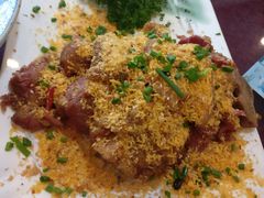避风塘咸蹄髈-旭龙鱼头王(航华店)