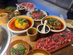 -贵厨酸汤牛肉(花果园国际中心店)