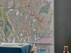 -穹六人间 people 6(岳阳路店)