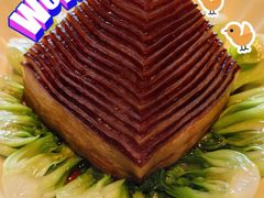 金牌扣肉配玉米饼-杭州西子湖四季酒店·金沙厅