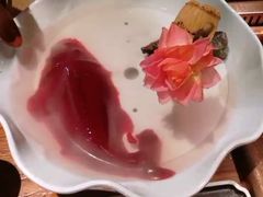 -老牌坊云南鱼豆花火锅(爱建店)
