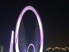 -南京眼步行桥