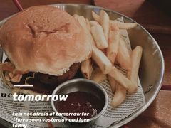 美式炸鸡汉堡-COMMUNE幻师(解放西路店)