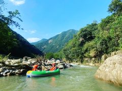 -雅鲁激流探险漂流