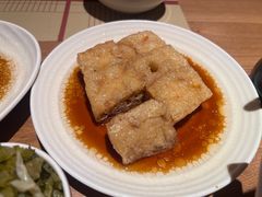 -荣家黄鱼面(南京西路店)