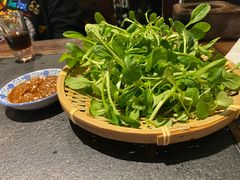 -大匠工房古船木艺术餐厅·猪肚鸡专门店(长白仙岛店)