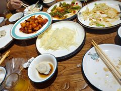 -东来菜馆•手抓海鲜家常菜•海鲜锅贴(鸽子窝店)